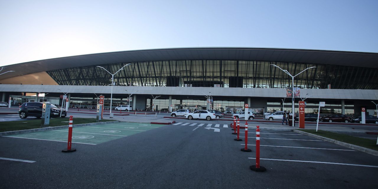 Brasileño fue detenido en el Aeropuerto de Carrasco tras ingresar al país de forma ilegal