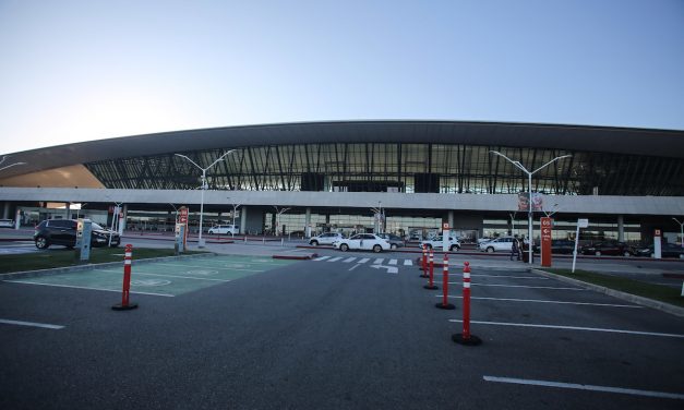 Controladores aéreos acatarán la esencialidad pese a que la «rechazan por considerarla ilegal»