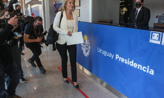 Lacalle Pou recibirá este martes a los intendentes del Frente Amplio para discutir la situación sanitaria