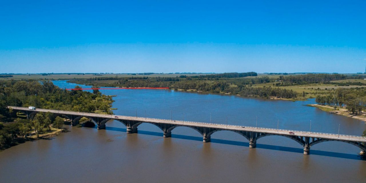 Comenzó la construcción del puente de 550 metros sobre el Río Negro en Tacuarembó