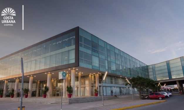 Rapiña por más de 1.700.000 pesos en el Costa Urbana Shopping: hallan auto presuntamente usado en fuga