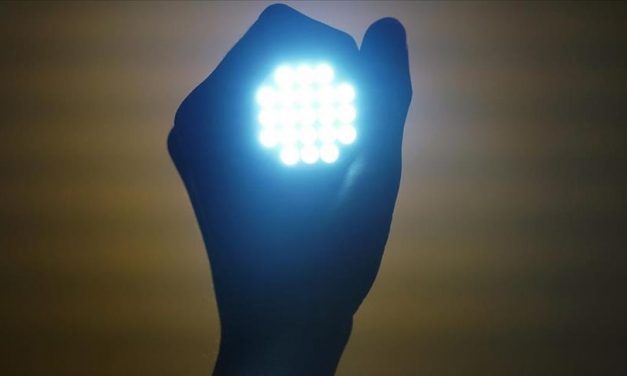 Akasaki, el inventor de la luz que ilumina la modernidad: la columna de Carlos Vera
