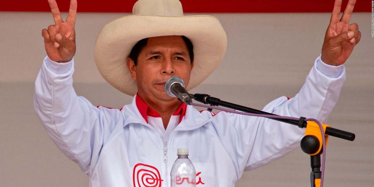 Golpe de Estado en Perú: Castillo disolvió el Congreso y llamó a un toque de queda 