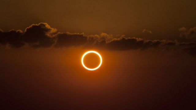 Este jueves hubo un eclipse solar : la explicación del cientifico Carlos Vera