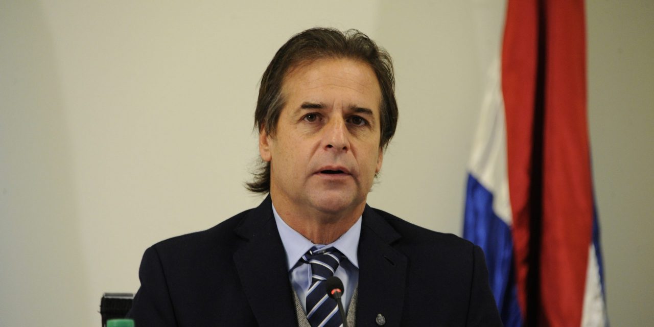 Lacalle Pou dijo que Uruguay quiere “jugar en la cancha grande” en materia de comercio exterior