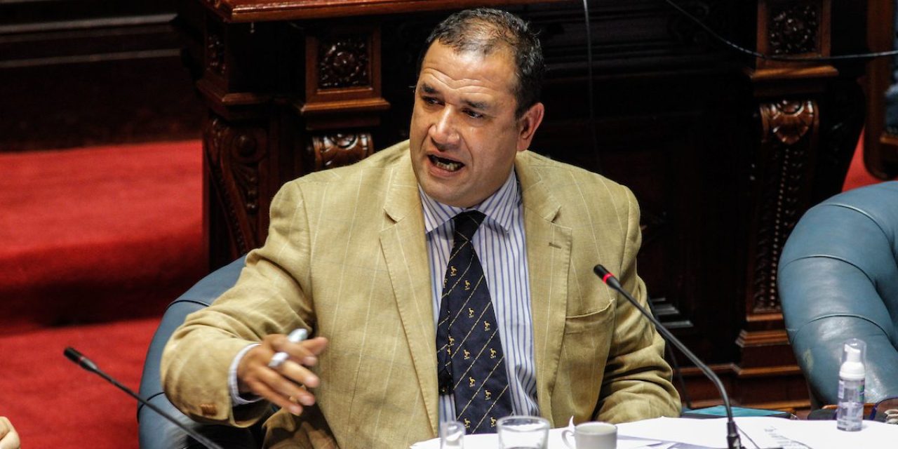 “Fernando Pereira es el ‘L-gante’ de la política”, dijo el senador Da Silva