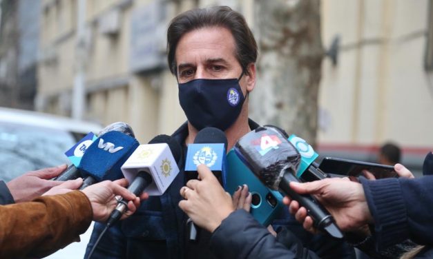 Lacalle Pou dijo que Uruguay «está de brazos abiertos» para recibir refugiados de Afganistán