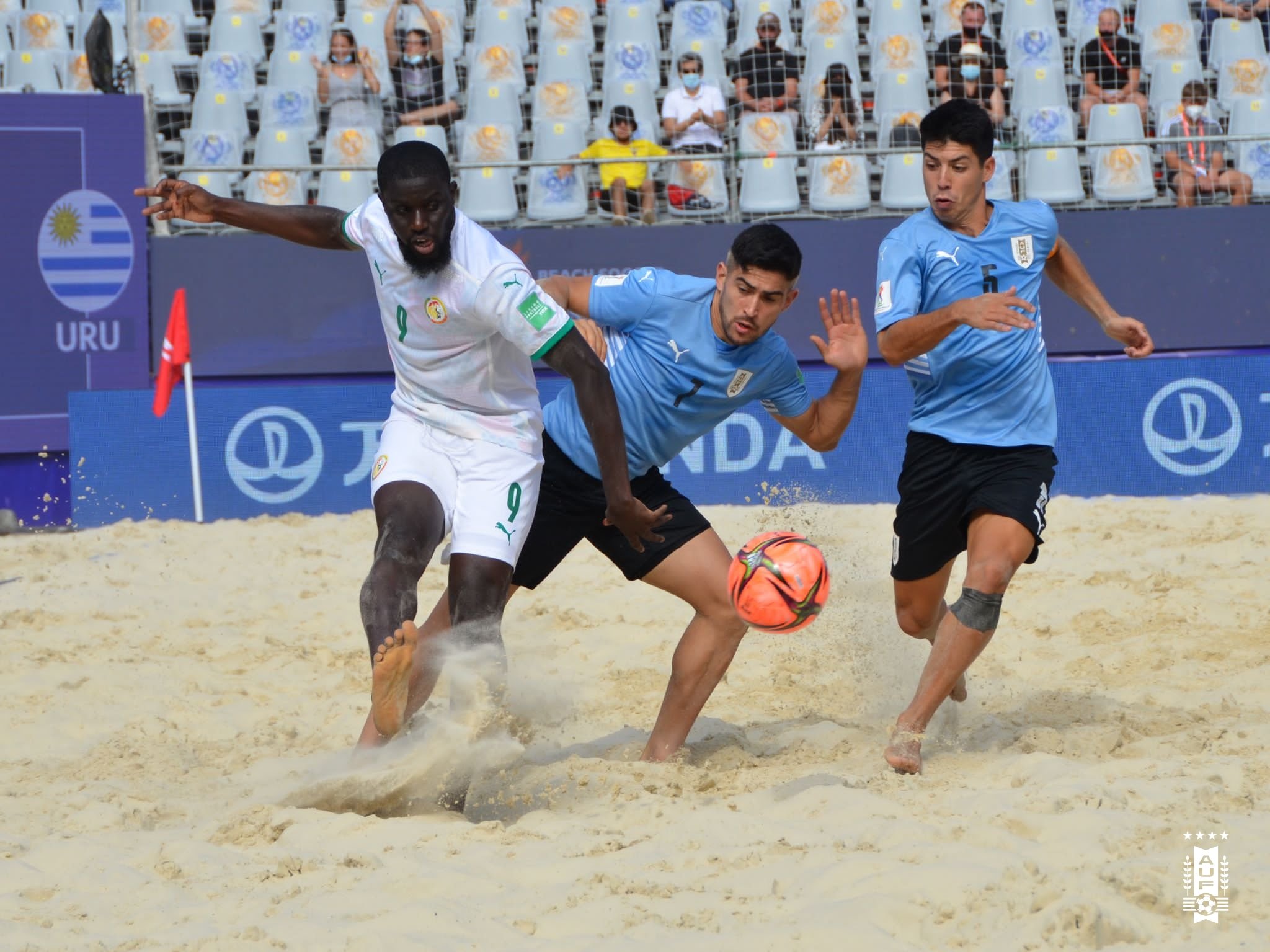 Uruguay le ganó a Omán en Mundial de fútbol playa » Portal Medios