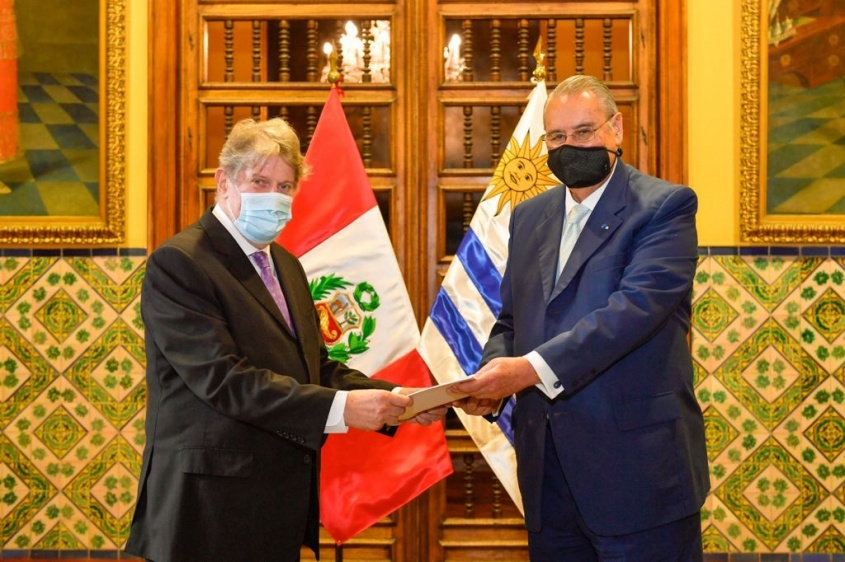 Hierro López dijo que Uruguay apuesta a incrementar los lazos comerciales con Perú