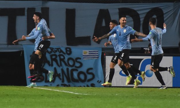 El «Peñarol o Nacional» en los partidos de Uruguay: la otra mirada de Punto de Encuentro