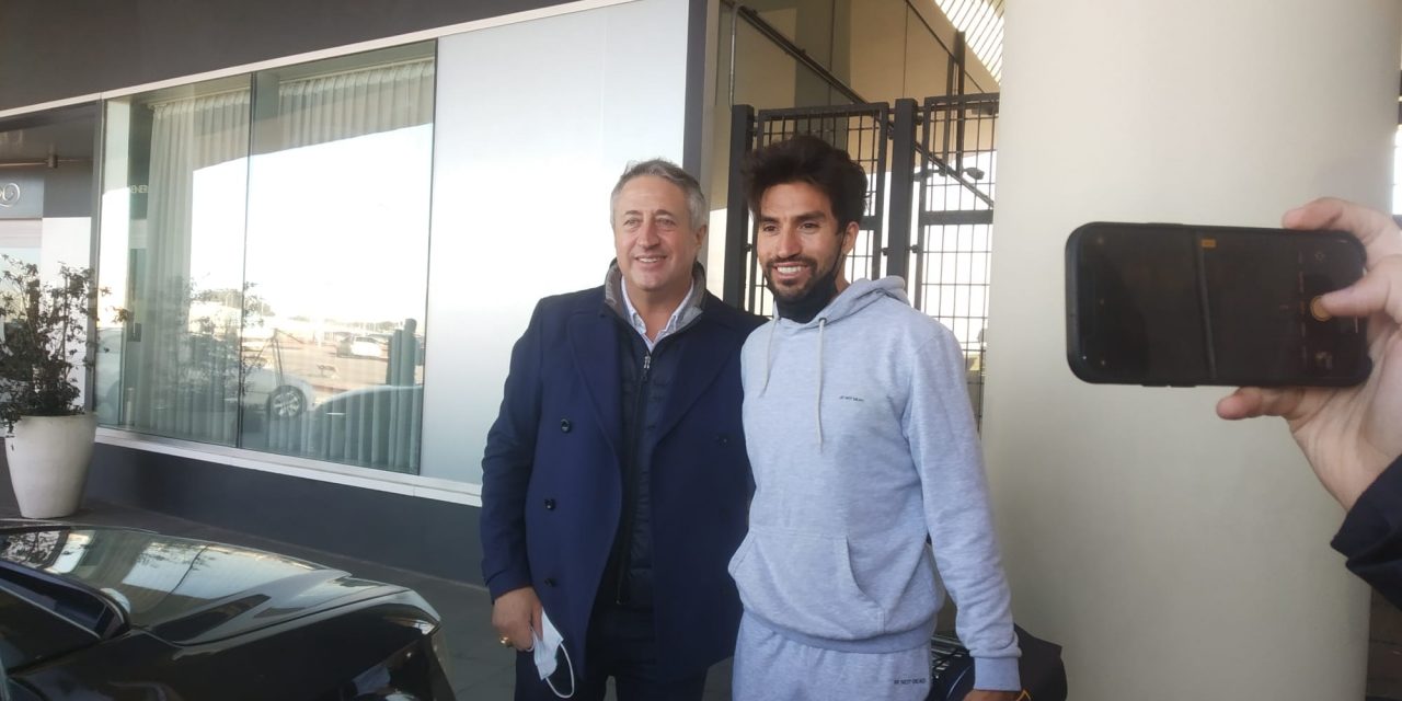 Arribó Nicolás Gaitán a Montevideo para sumarse a Peñarol
