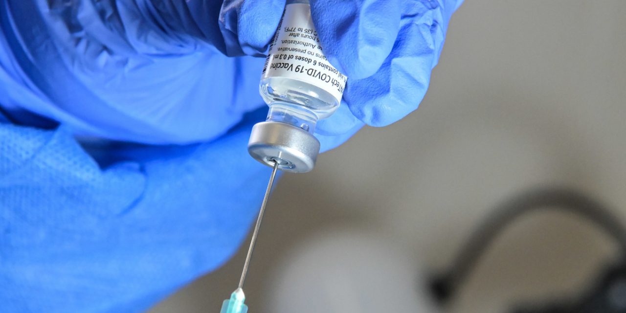 Israel detectó el primer caso de “flurona”: la infección de gripe y Covid-19 a la vez