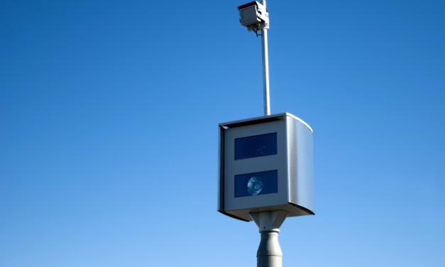 Canelones comienza a fiscalizar con nuevos radares en rambla: habrá multas escalonadas