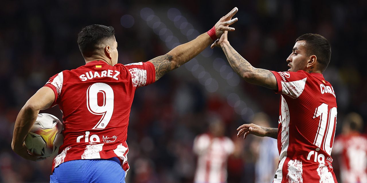 Suárez volvió a convertir tras un mes y medio con el Atlético Madrid y fue por duplicado