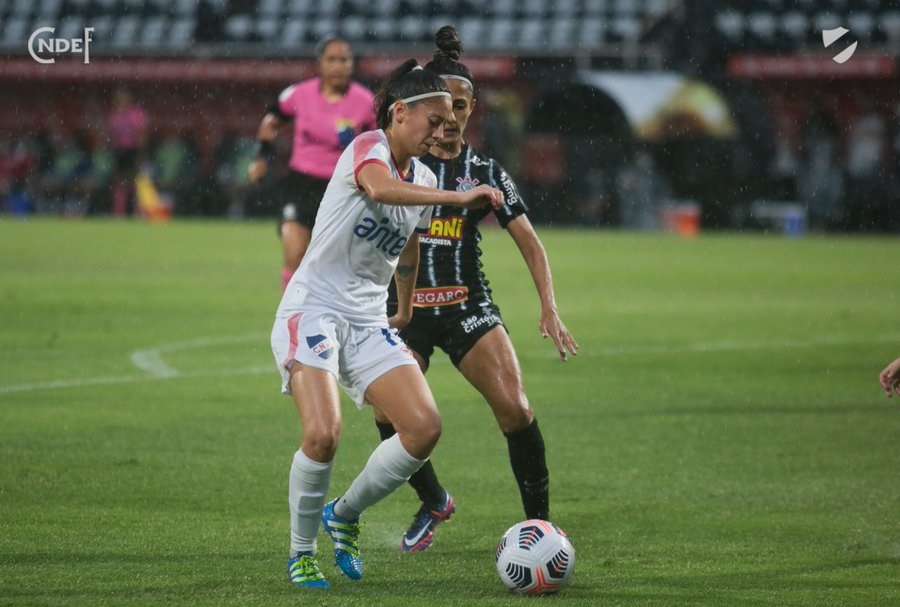 Nacional cayó feo con Corinthians y no pudo llegar a la final