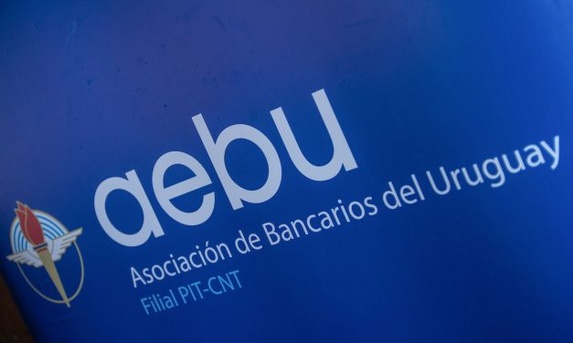 Caja Bancaria en situación “muy grave”; Mainzer confía en “solución a la uruguaya”