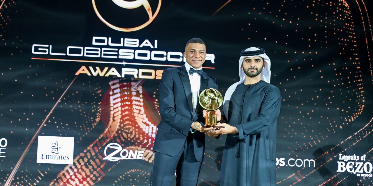 Mbappe fue elegido como mejor jugador del 2021 en los Globe Soccer Awards