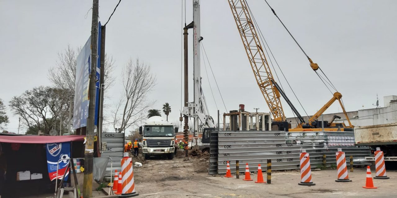 Alcalde de Canelones señala al consorcio del Ferrocarril Central por inundaciones en Comeca