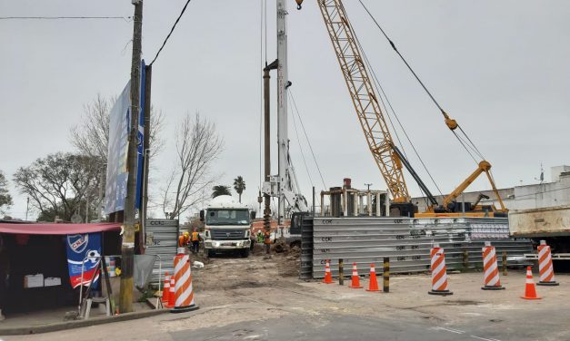 Alcalde de Canelones señala al consorcio del Ferrocarril Central por inundaciones en Comeca