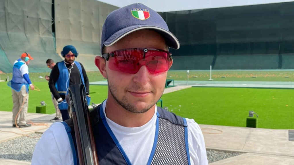 Italia conmocionada por la muerte del campeón mundial juvenil de tiro que se disparó accidentalmente