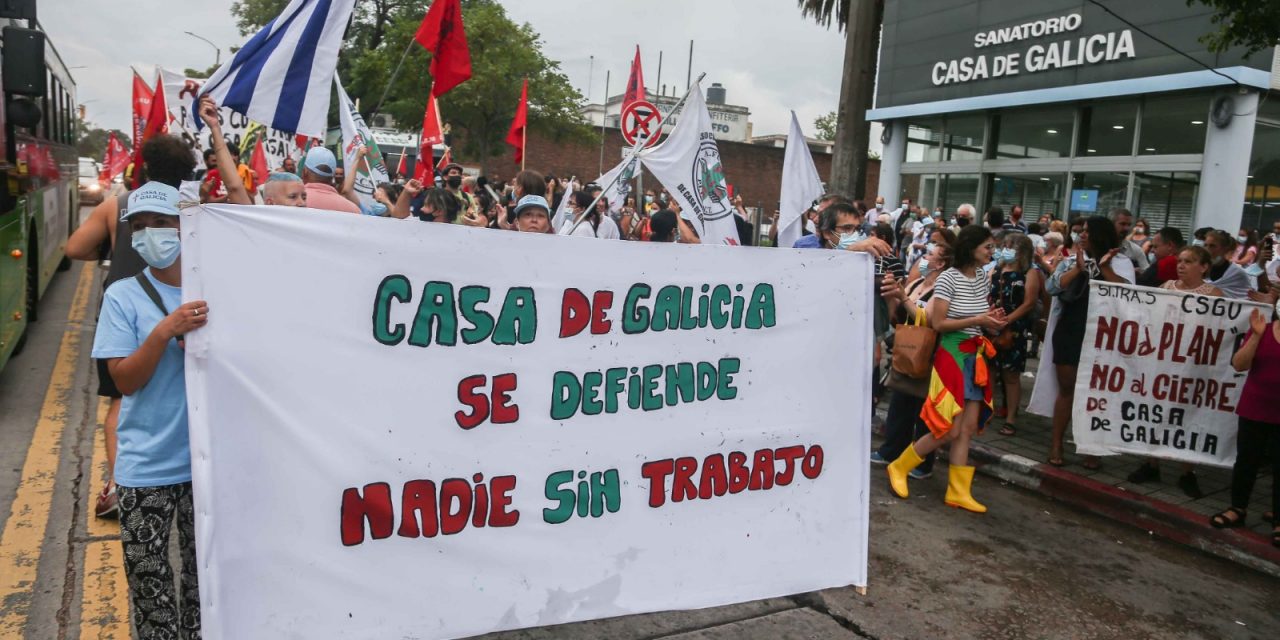 Dos socios y una funcionaria de Casa de Galicia inician una huelga de hambre
