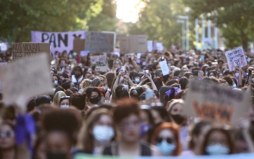 Miles de mujeres se movilizaron «contra la cultura de la violación»