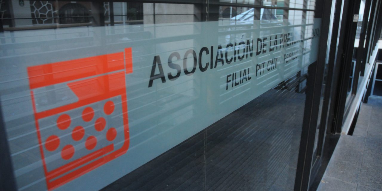 Asociación de la Prensa Uruguaya aseguró que quedó  «completamente» descartada la revisión del celular de Ignacio Álvarez