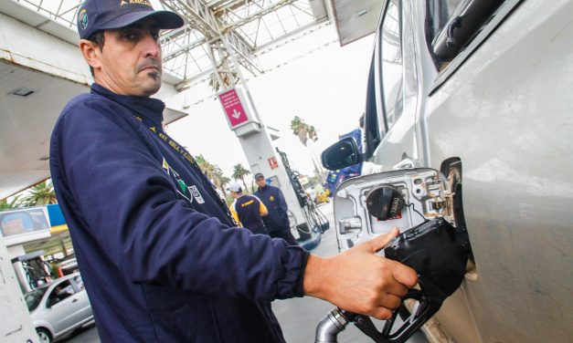 Estacioneros de Maldonado dejan de aceptar tarjetas, y Tacuarembó se prepara para tomar la misma medida