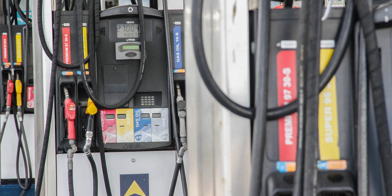 Naftas suben $ 1,5 y gasoil $ 3 desde mayo