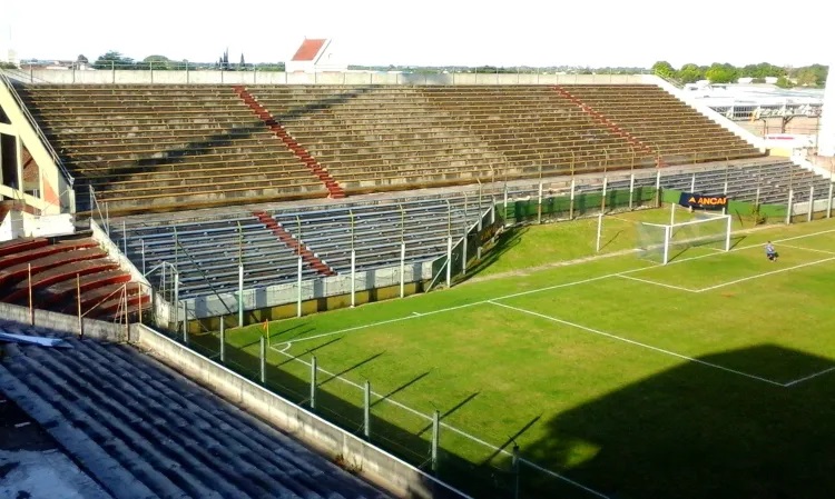 Rentistas y Peñarol abren la séptima fecha, se espera habilitación del Estadio Artigas