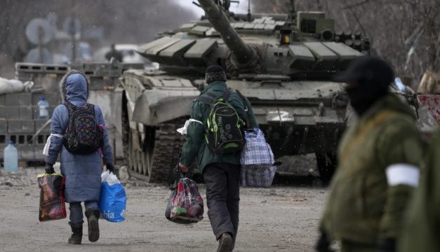 Rusia intensifica su ataque a Mariúpol y bombardea cerca de la frontera ucraniana con Polonia