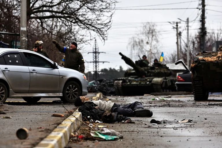 Ucrania denuncia por «crímenes de guerra» a Rusia, quien tomó las acusaciones como una «provocación»