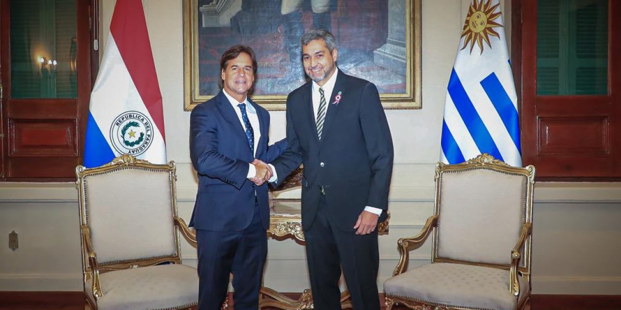 Lacalle y Abdo Benítez dialogaron sobre «cómo será incrementada la inversión”, dijo el canciller paraguayo