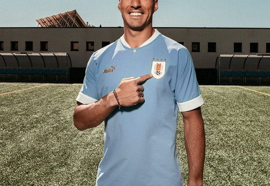 Es oficial la camiseta que utilizará Uruguay en el Mundial de Qatar 2022