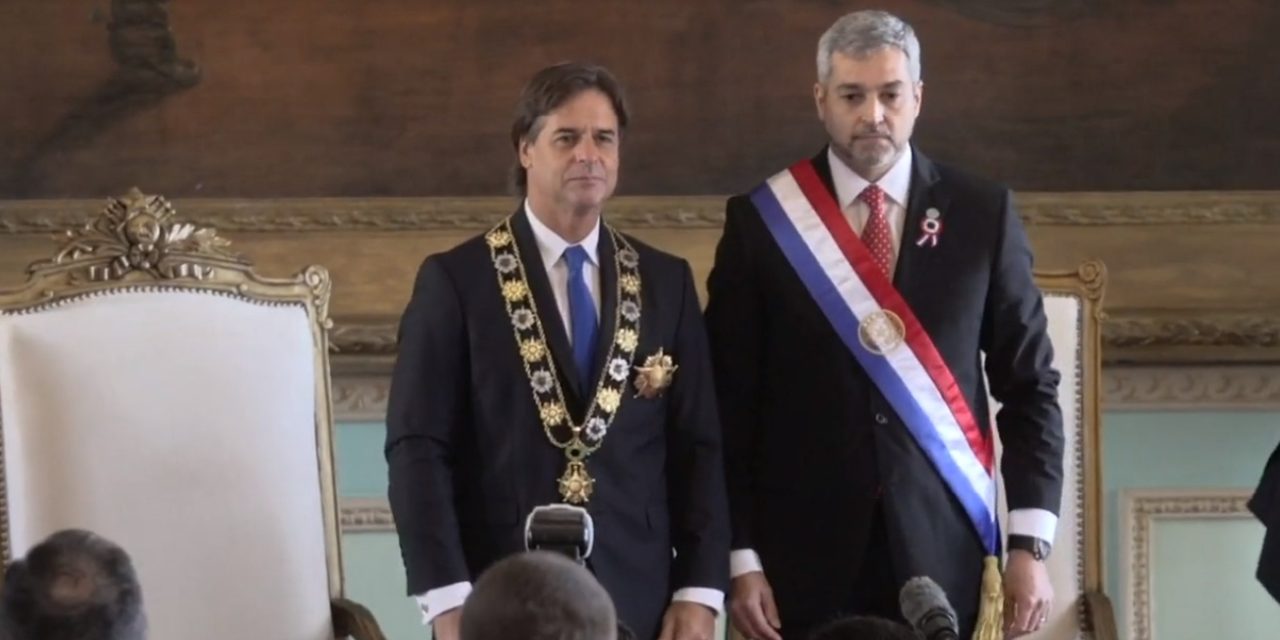 Lacalle fue condecorado en Paraguay: “Insistimos en una región abierta al mundo”