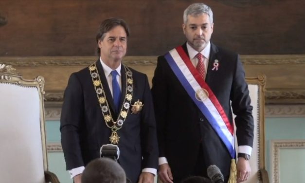 Lacalle fue condecorado en Paraguay: “Insistimos en una región abierta al mundo”