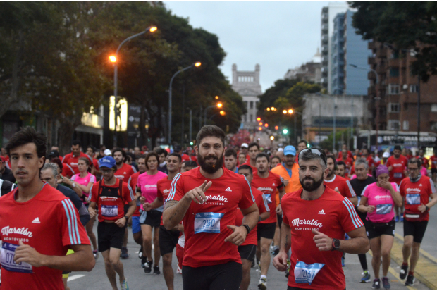 Hay cortes y desvíos de tránsito por la Maratón de Montevideo