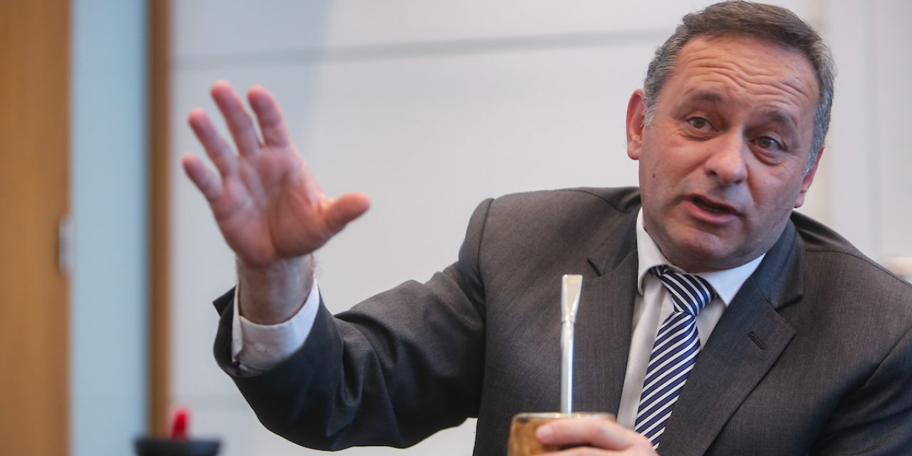 Álvaro Delgado: «No hay día que Pereira elogie alguna medida del Gobierno»