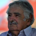 Mujica no descarta «intencionalidades políticas» sobre el caso que involucra a Charles Carrera