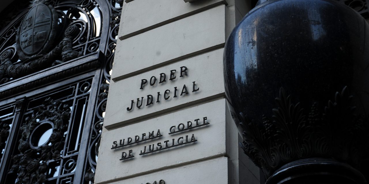 La Suprema Corte de Justicia reclama una readecuación salarial del 26% para los jueces y defensores