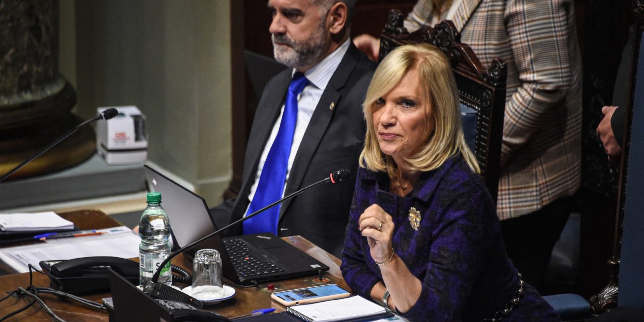 Argimón-Della Ventura: “No sucedió nada”, dijo Gloria Rodríguez; la Mesa Política del FA lo tratará