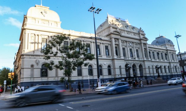 Docentes de Udelar paran este martes en apoyo a la comparecencia en el Parlamento