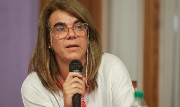 Senadora del FA cuestionó si la defensa de Manini a Irene Moreira fue como legislador o esposo