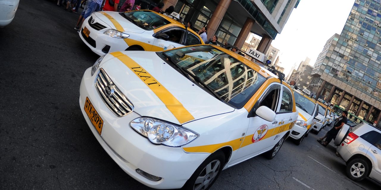 Gremial del taxi pide al Gobierno que se los exhonere de los impuestos de nafta y gasoil