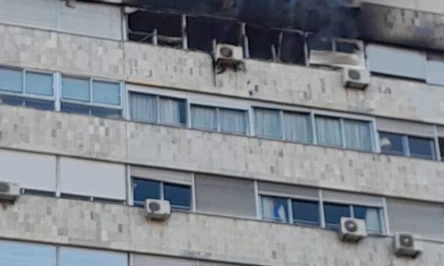 Una persona fallecida tras el incendio ocurrido en edificio céntrico de Montevideo