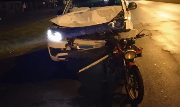 Dos personas muertas en choque entre dos motos y una camioneta cuyo conductor dio positivo a la espirometría