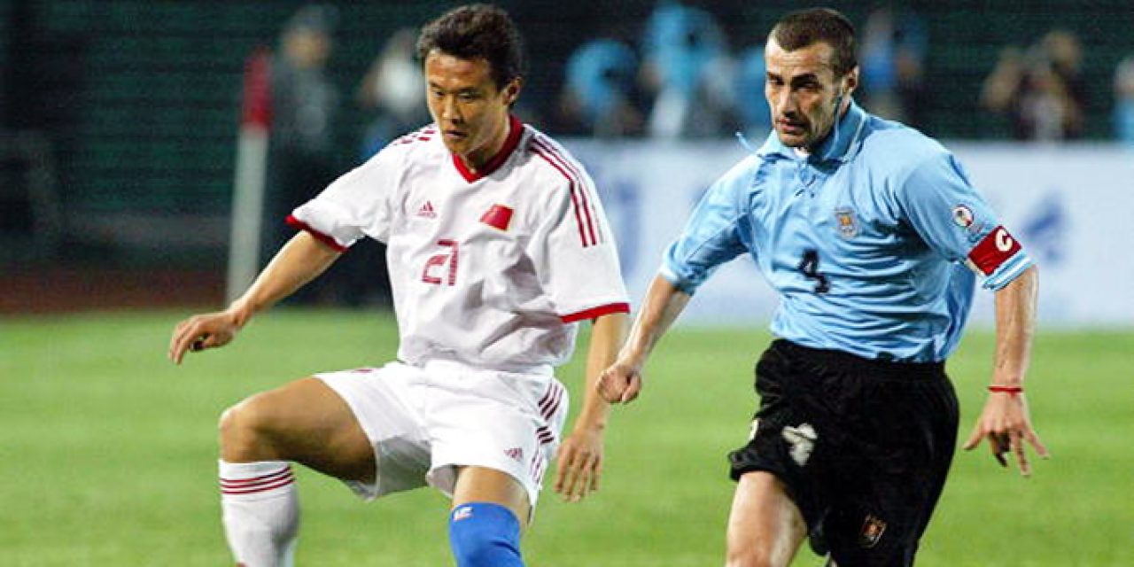 “A Uruguay lo pongo entre los seis u ocho que pueden pelear”, dijo Paolo Montero sobre la selección en el mundial de Qatar