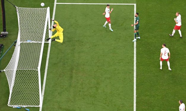 Polonia le ganó 2 a 0 a Arabia Saudita