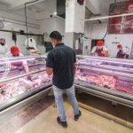 Consumo de pollo y cerdo en Uruguay, superó por primera vez a la carne vacuna