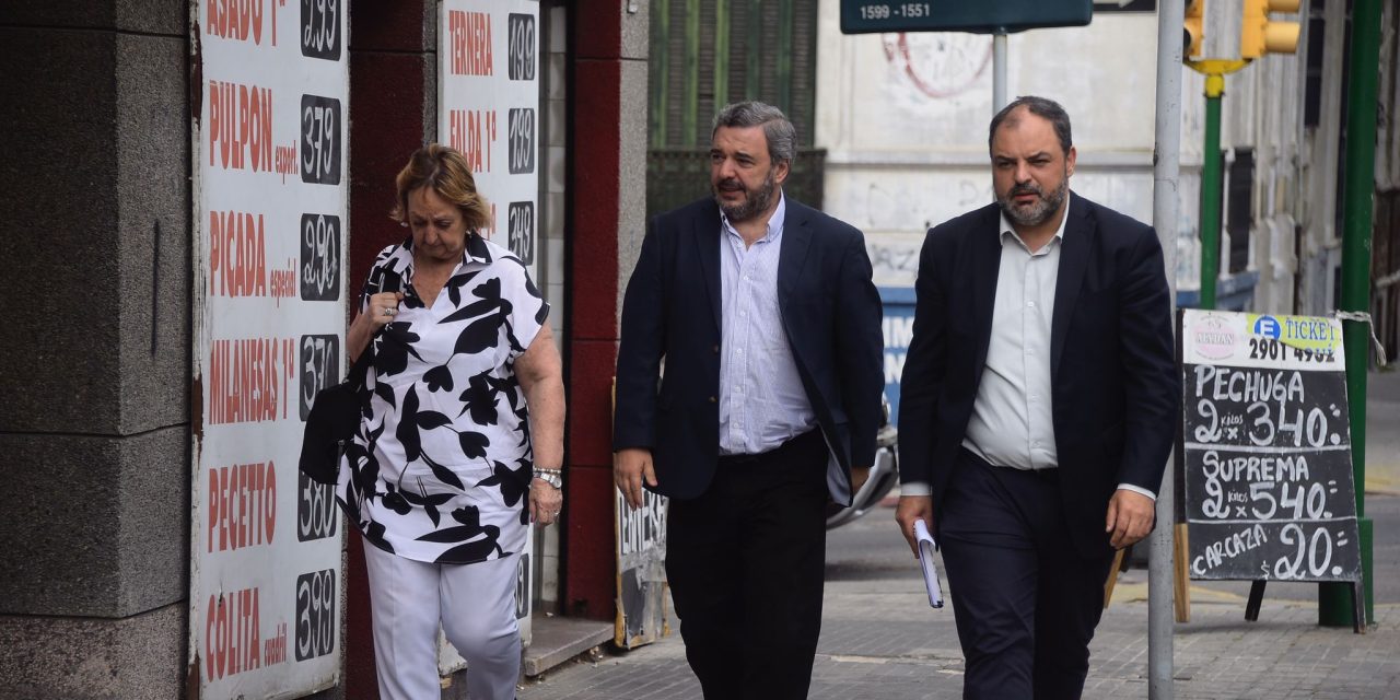 Carrera y Bergara se reunieron con fiscal de Corte y denunciaron presunto espionaje
